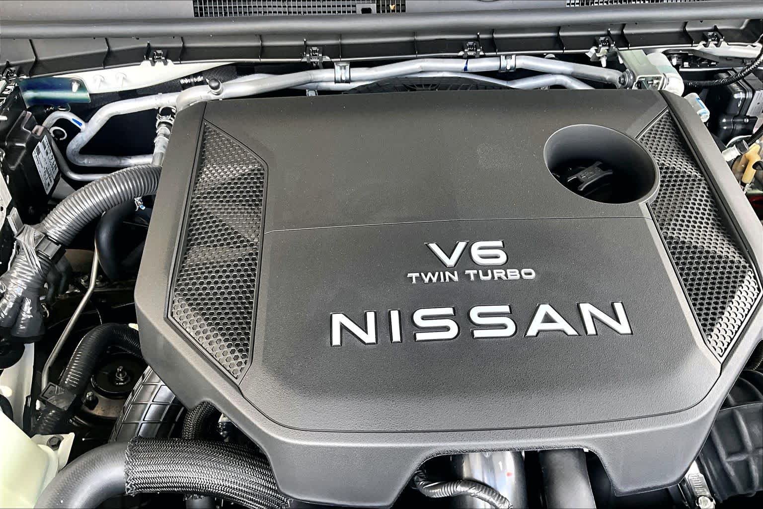 New 2026 ASPEN WHIT QACG Nissan SV image 17