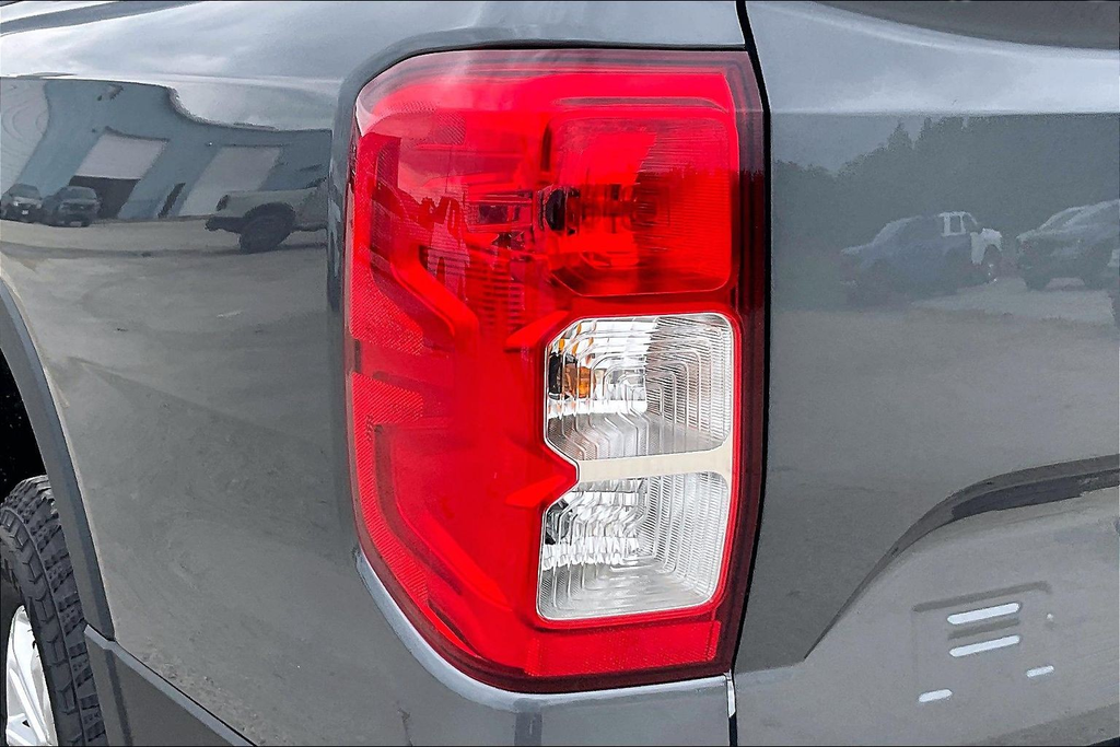 New 2026 Carbonized Gray Metallic Ford XL image 19