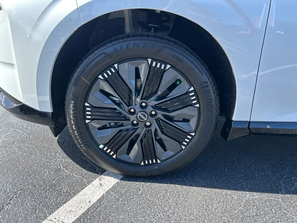 New 2026 Everest White Pearl TriCoat Nissan Platinum image 58