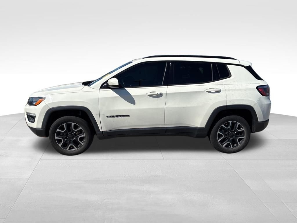 Used 2019 White Jeep Sport image 2