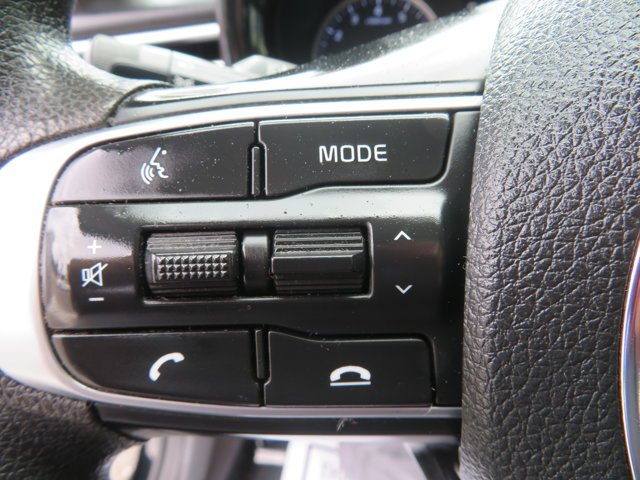 Used 2021 Ebony Black Kia LXS image 27