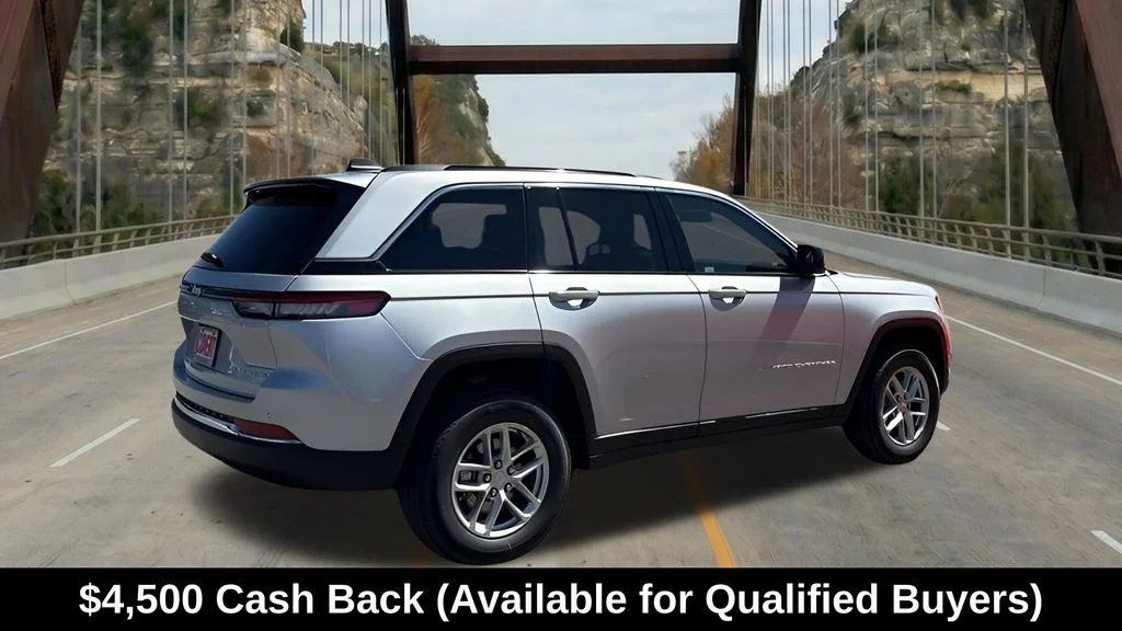 New 2026 Silver Zynith Exterior Paint Jeep Laredo X image 11