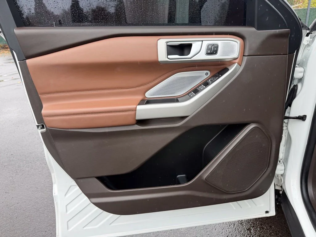 Used 2023 Star White Metallic Tri-Coat Ford King Ranch image 12