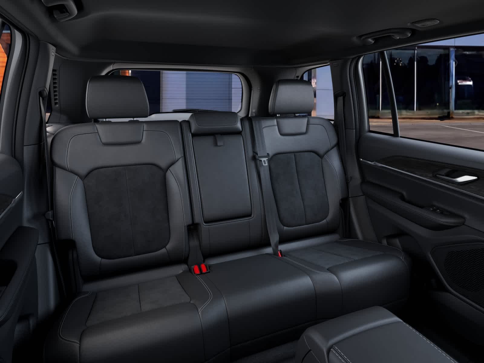 New 2026 Bright White Clear-Coat Exterior Paint Jeep Laredo Altitude image 15