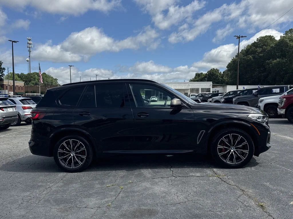 Used 2021 Black BMW M50i image 8