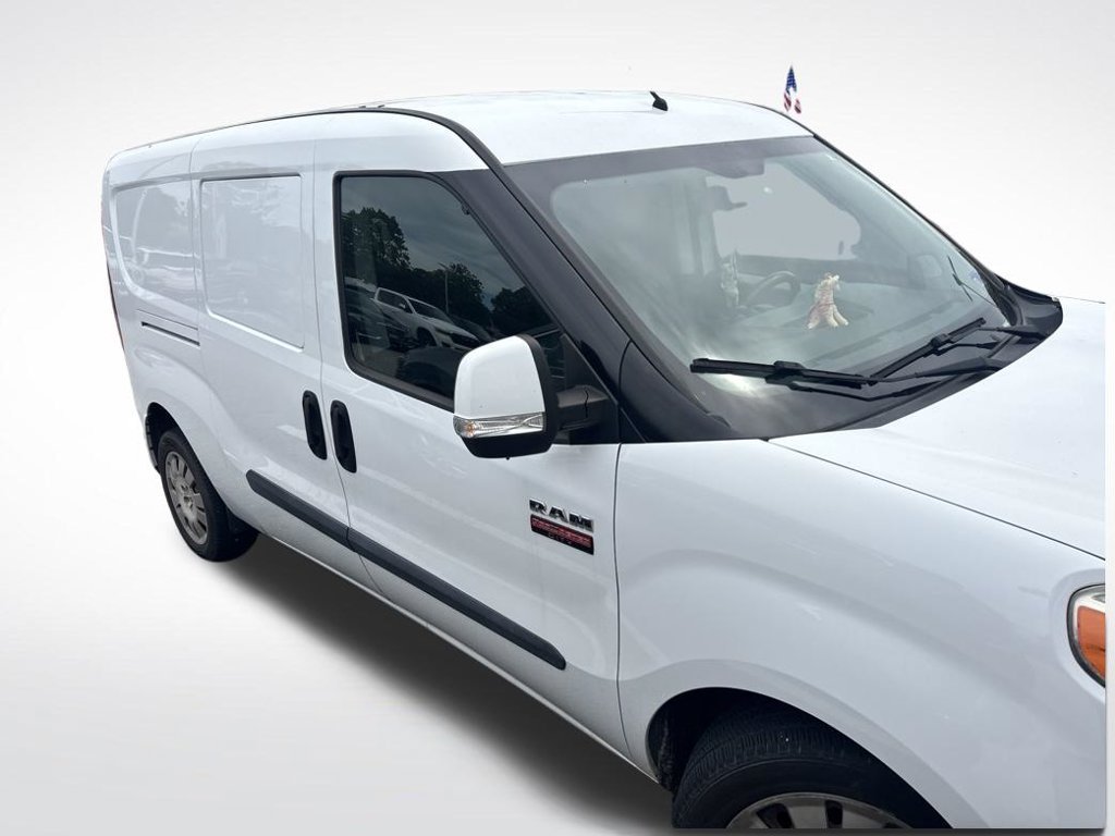 Used 2016 White Ram SLT image 5