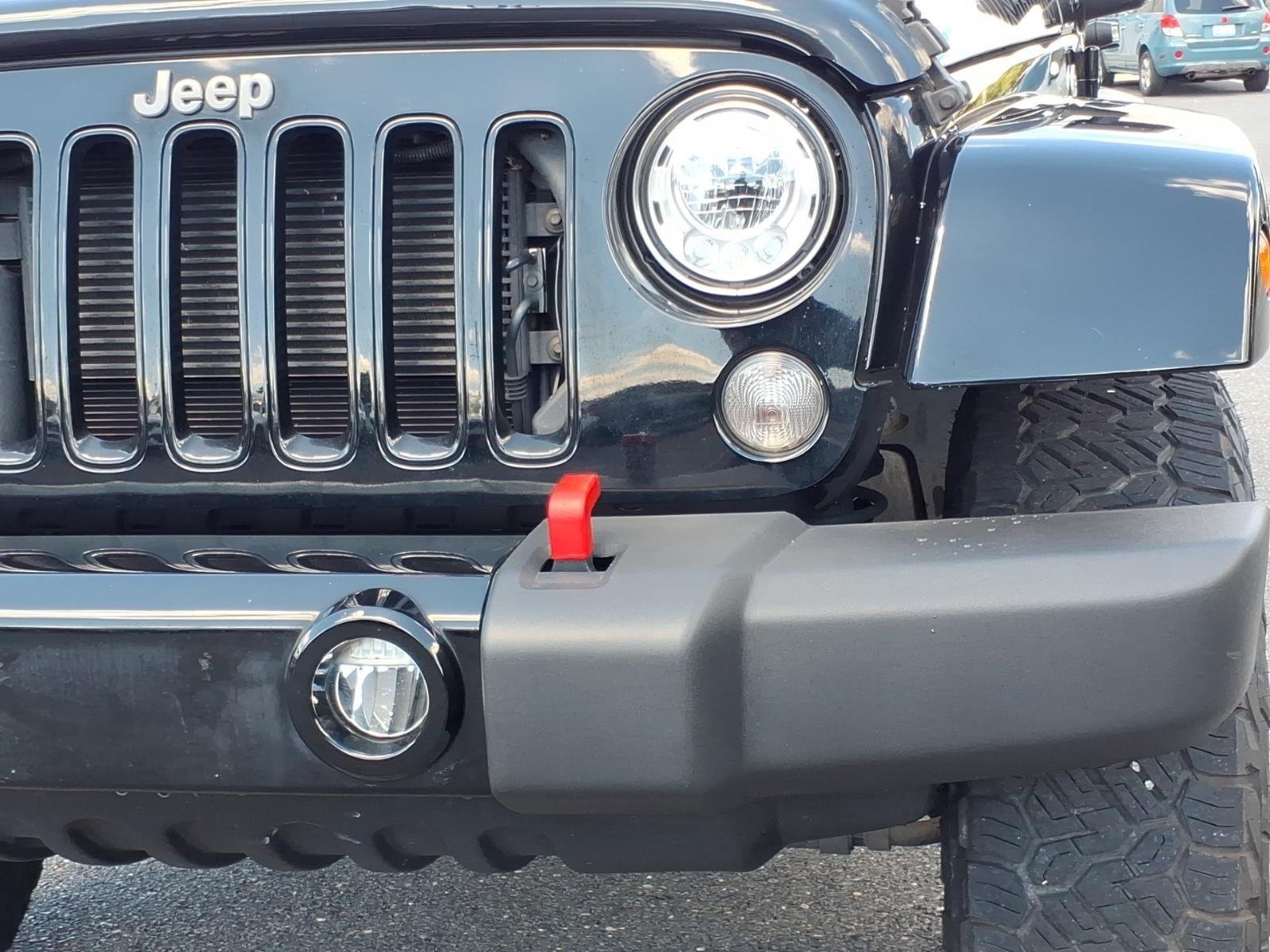 Used 2017 Black Clearcoat Jeep Smoky Mountain image 15
