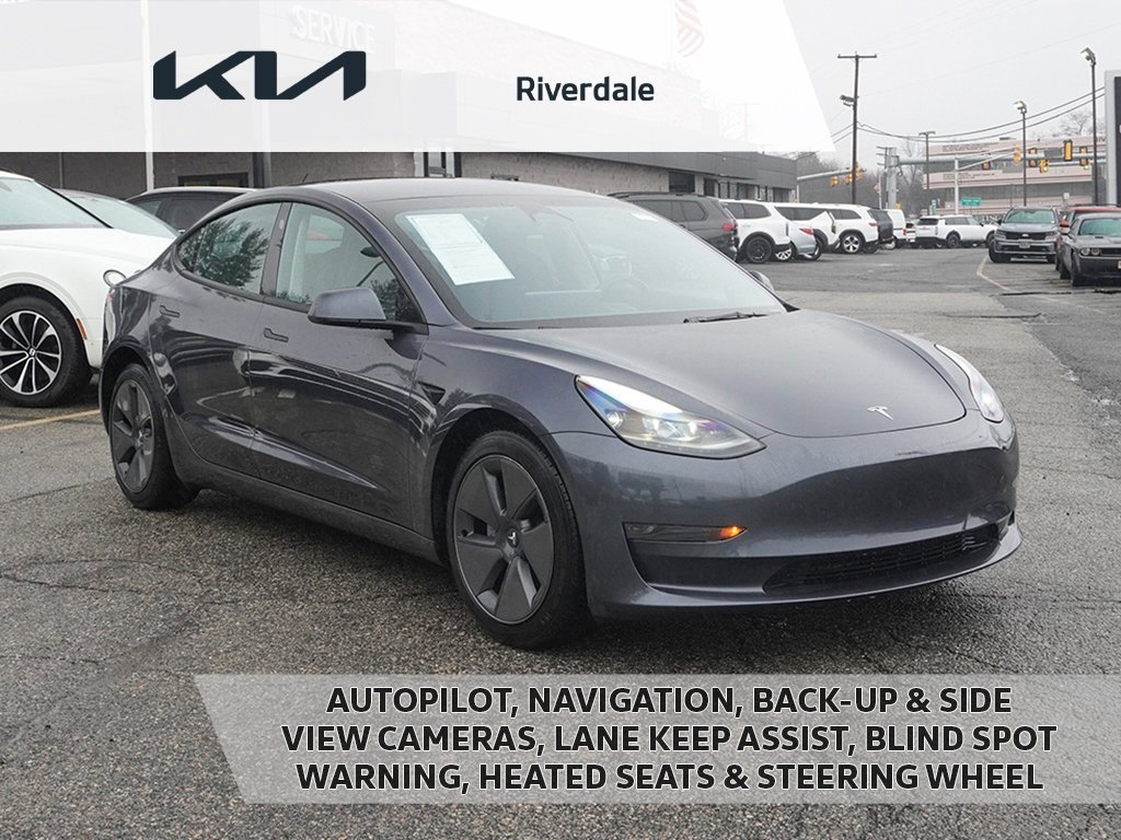 2023 Tesla Model 3 Base