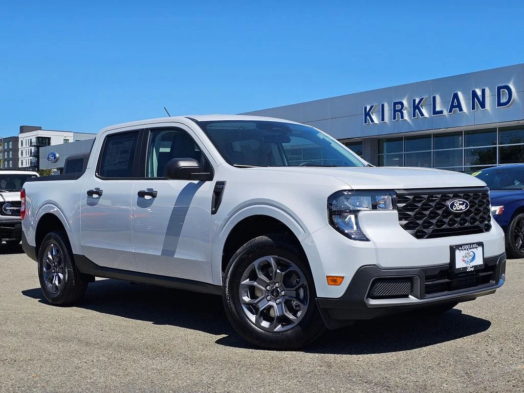 2025 Ford Maverick XLT AWD's photo