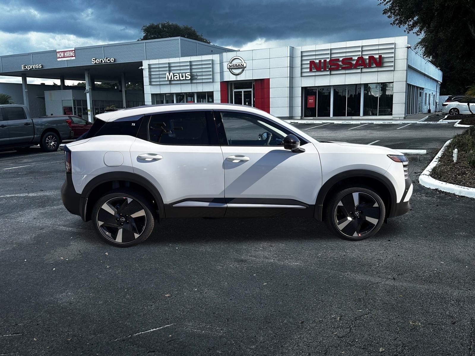 New 2026 Nissan Kicks SR 4D Sport Utility