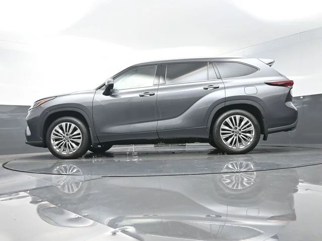 Used 2024 Gray Toyota Platinum image 38