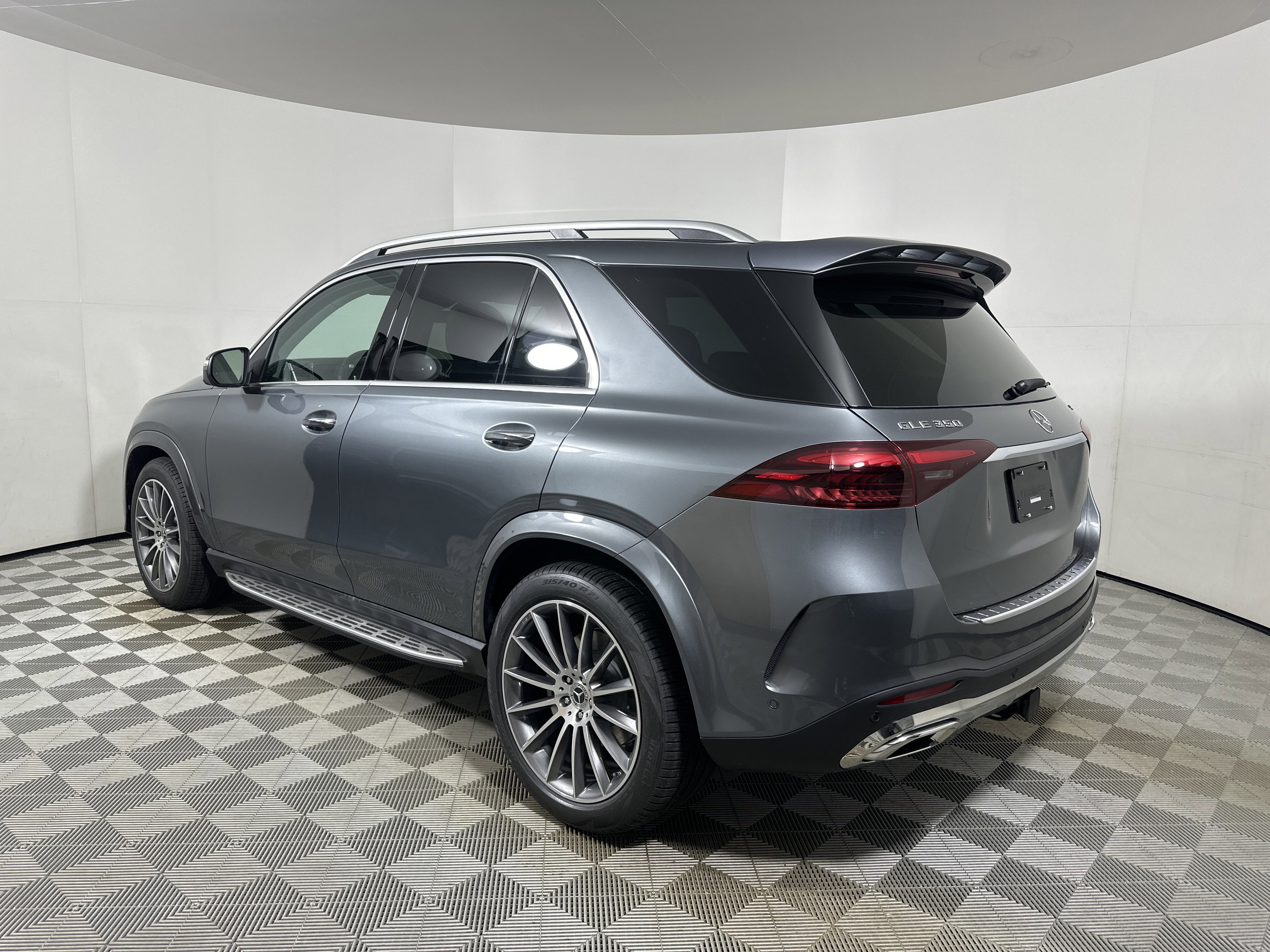 New 2026 Selenite Grey Metallic Mercedes-Benz GLE 350 image 32