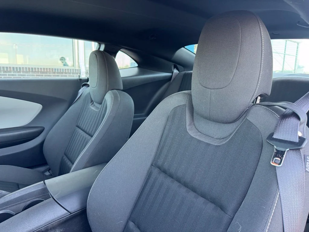 Used 2015 Red Chevrolet 2LS image 11