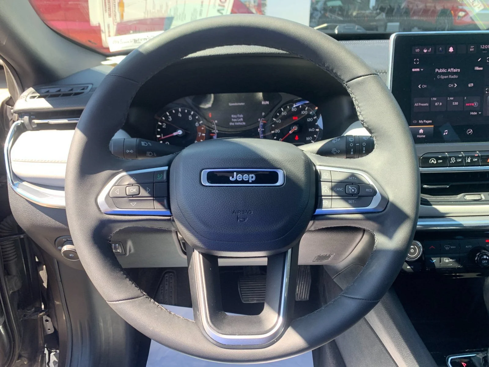 Used 2023 Gray Jeep Limited 4x4 image 25