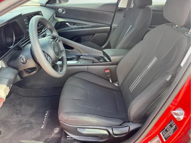 Used 2023 Red Hyundai SEL image 6