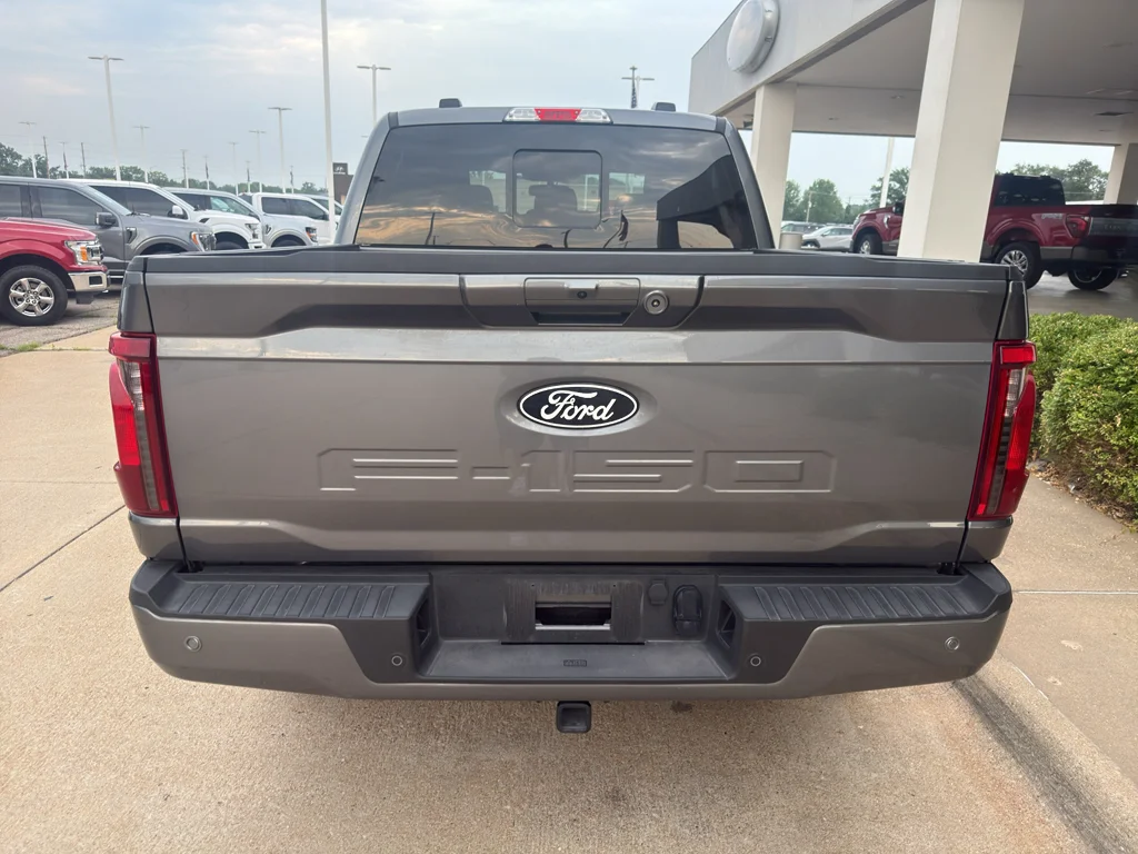 Used 2025 Carbonized Gray Metallic Ford XLT image 7
