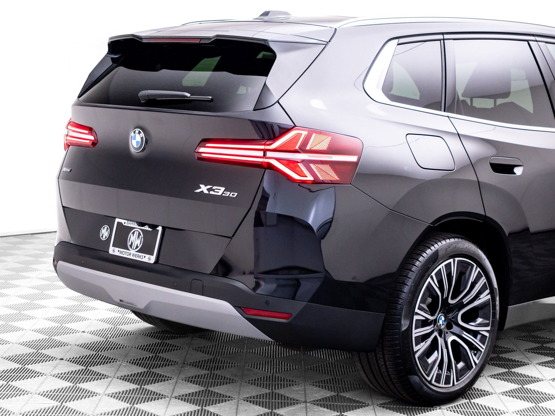 New 2026 Black Sapphire Metallic BMW 30 xDrive image 35