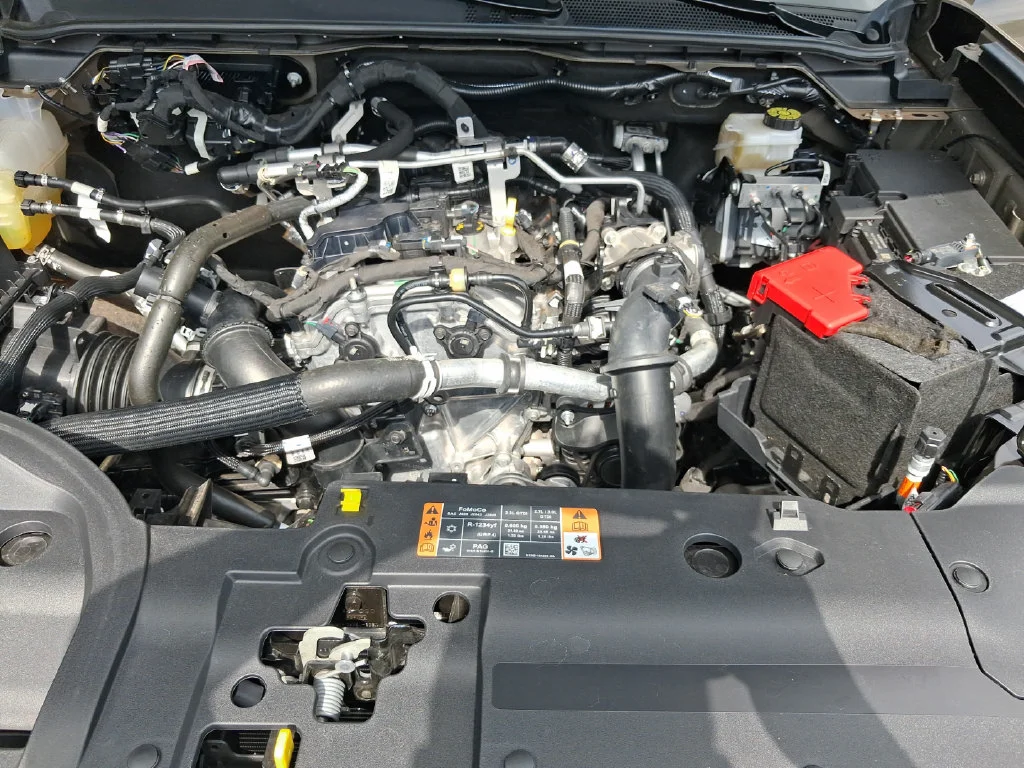 Used 2025 Gray Ford XL image 9