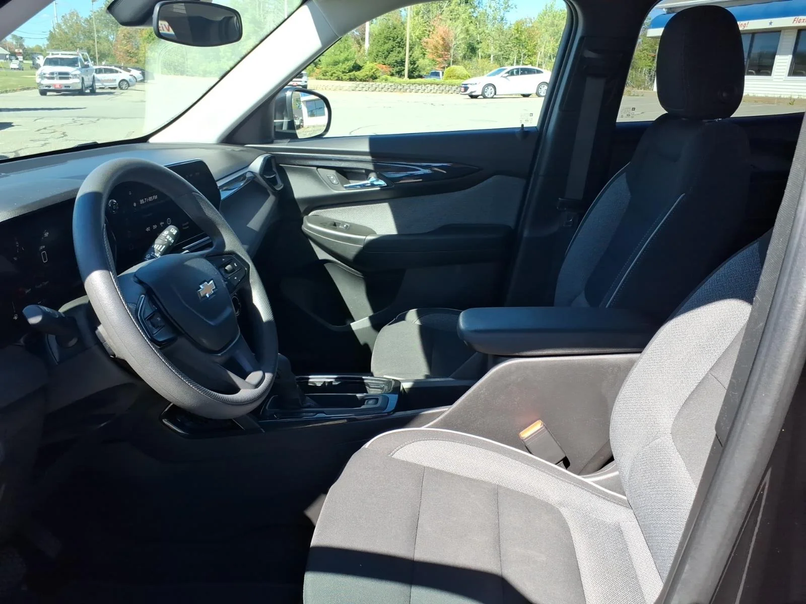 Used 2025 Black Metallic Chevrolet LT image 15
