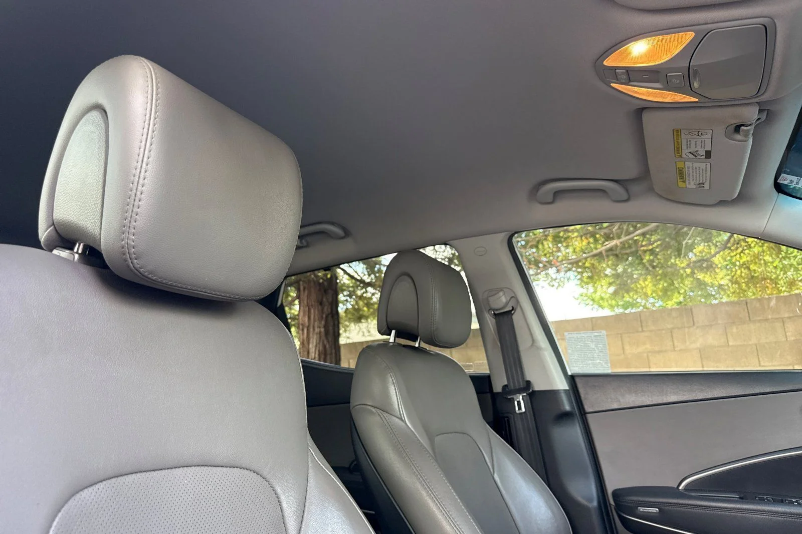 Used 2017 Frost White Hyundai 2.4 Base image 14