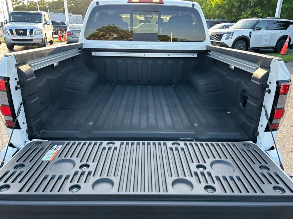 New 2026 Glacier White Nissan Crew Cab SV image 48