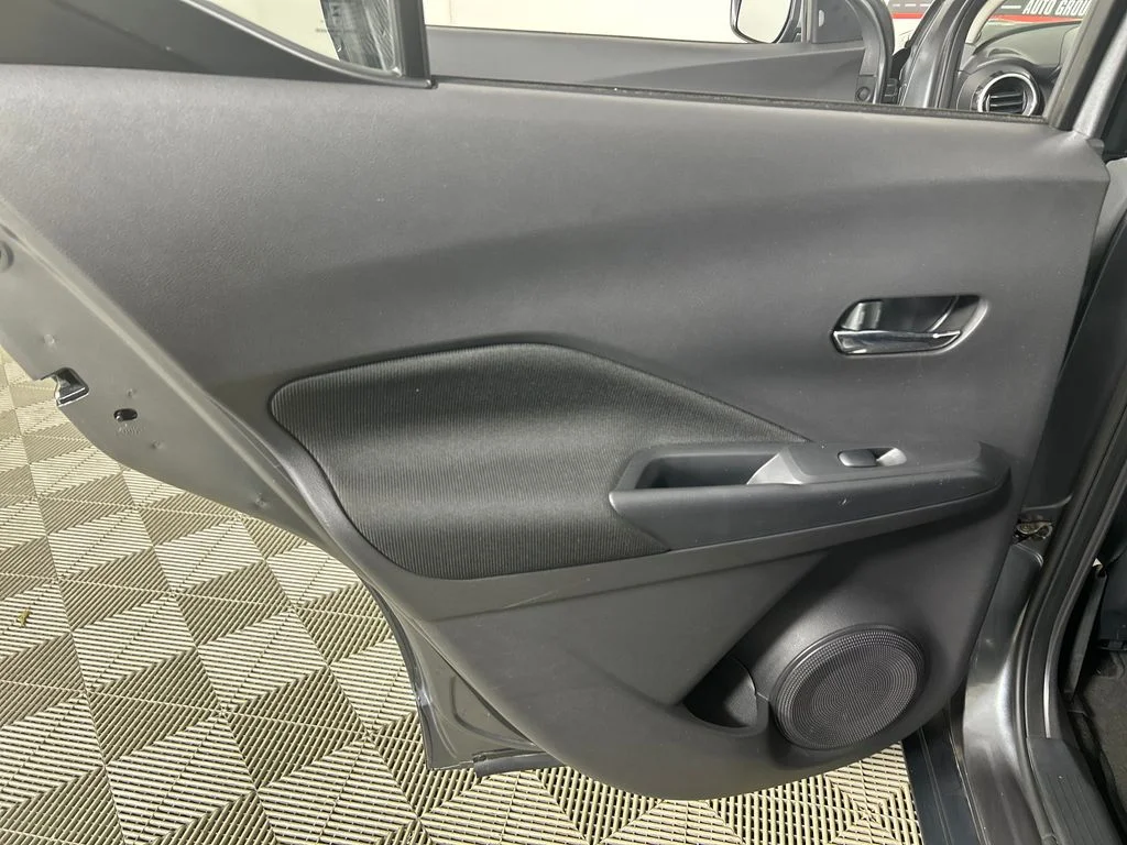 Used 2024 Gray Nissan SV image 16