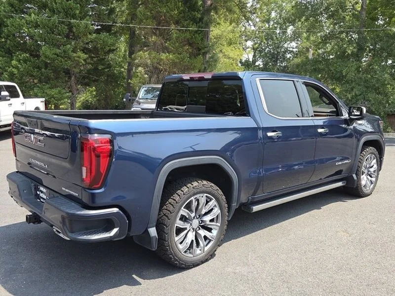 Used 2023 Pacific Blue Metallic GMC Denali image 16