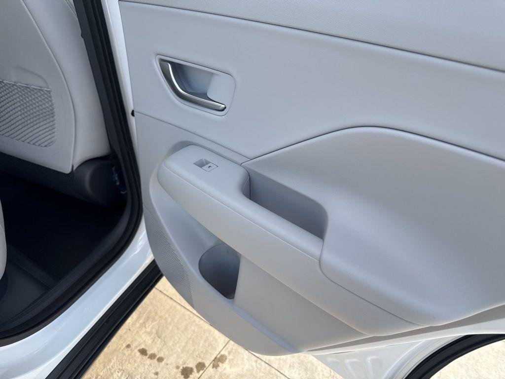 New 2026 White Hyundai Limited AWD image 35