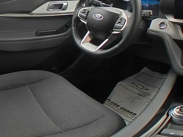 Used 2025 Black Ford Active image 38