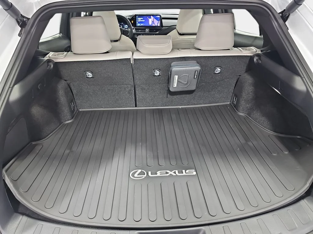 New 2026 Ultra White Lexus PREMIUM AWD image 12