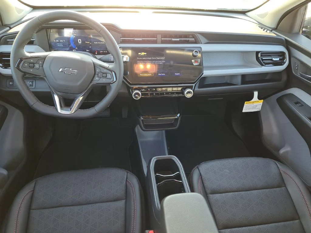 2027 Chevrolet Bolt RS - Photo 21