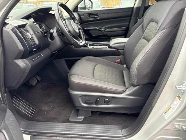 Used 2025 Silver Nissan SV image 11