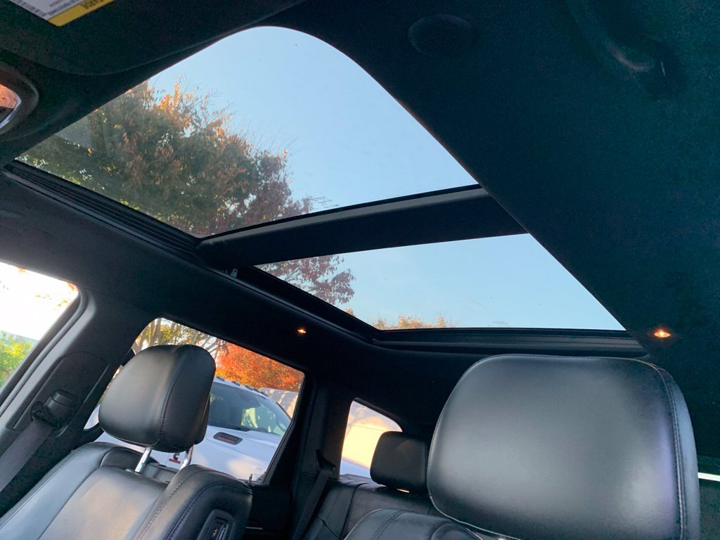 Used 2018 White Jeep Limited image 14