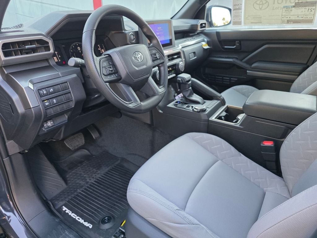 2026 Toyota Tacoma SR5 - Photo 25