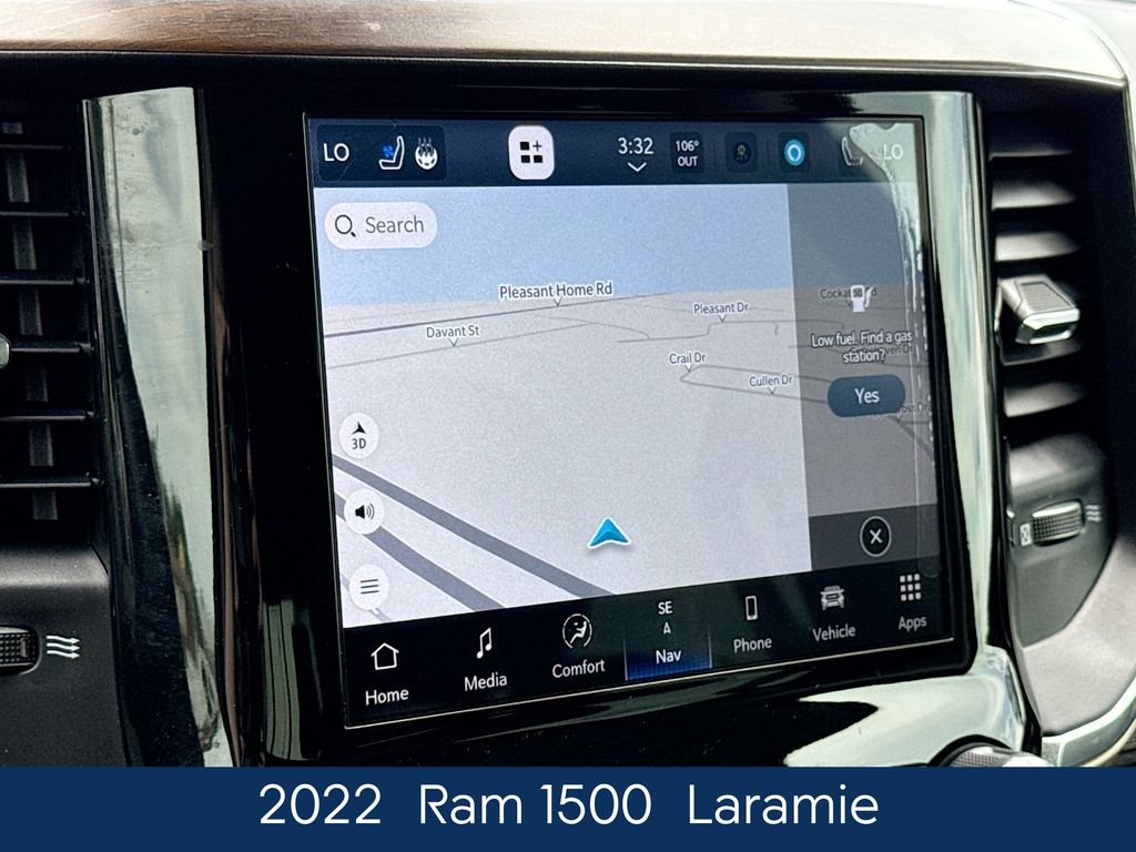 Used 2022 White Ram Laramie image 31