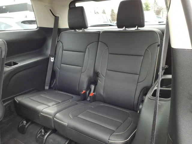 2023 GMC Acadia Denali - Photo 15