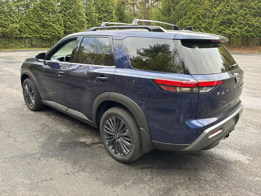 New 2026 Deep Ocean Blue Pearl Nissan SL image 5