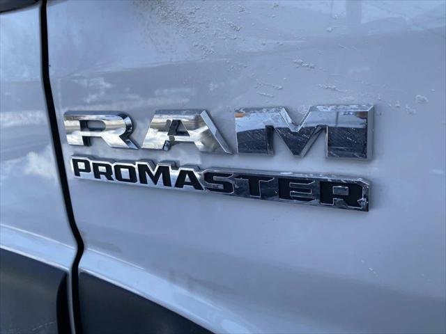 Used 2023 Bright White Clearcoat RAM  image 25