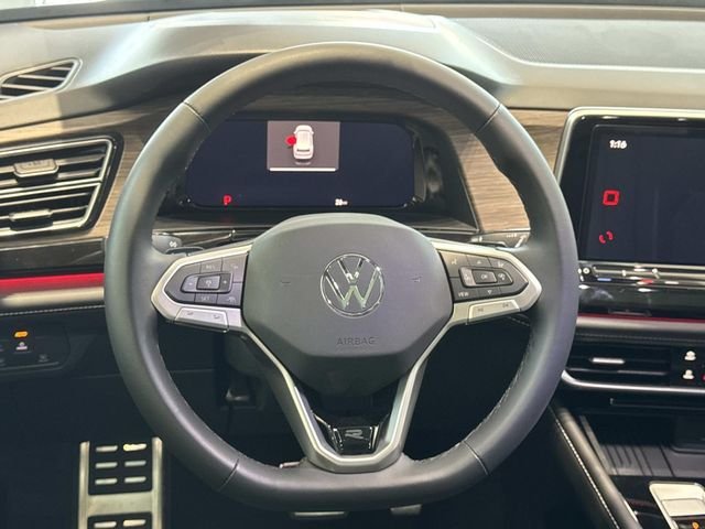 2025 Volkswagen Atlas SEL Premium R-Line - Photo 9