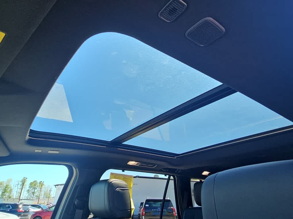 Certified Used 2026 Wind Chill Pearl Toyota Platinum image 17