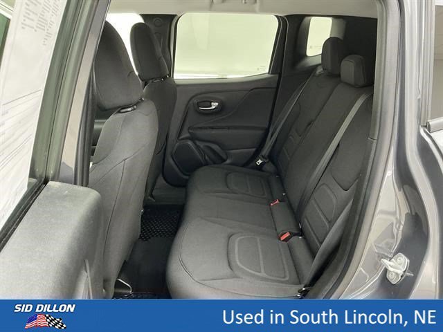 Used 2022 Graphite Gray Jeep Latitude image 19