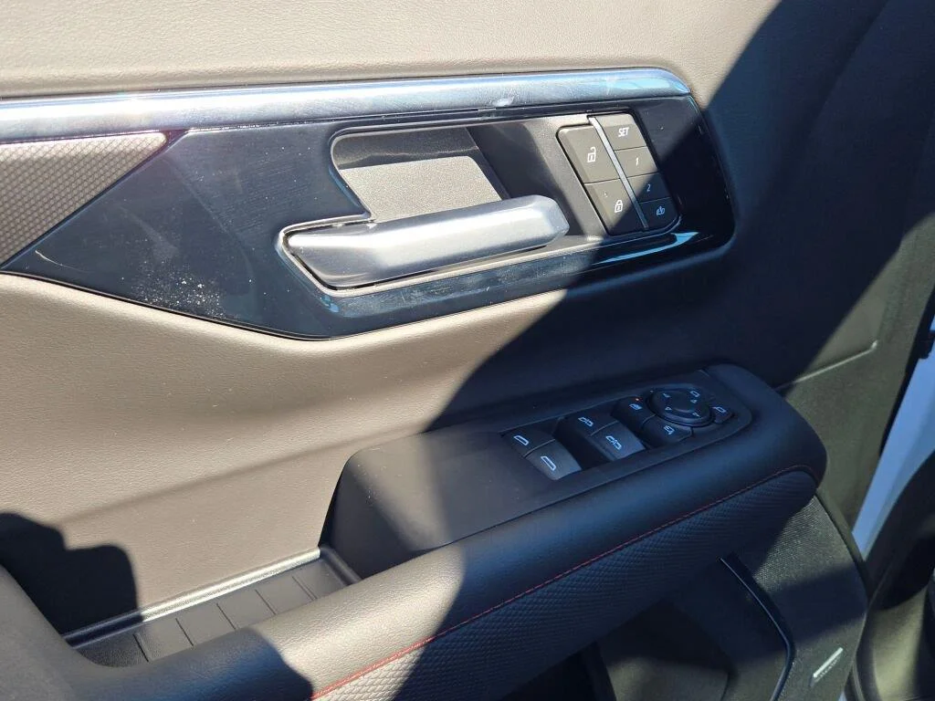 2026 Chevrolet Tahoe RST - Photo 21