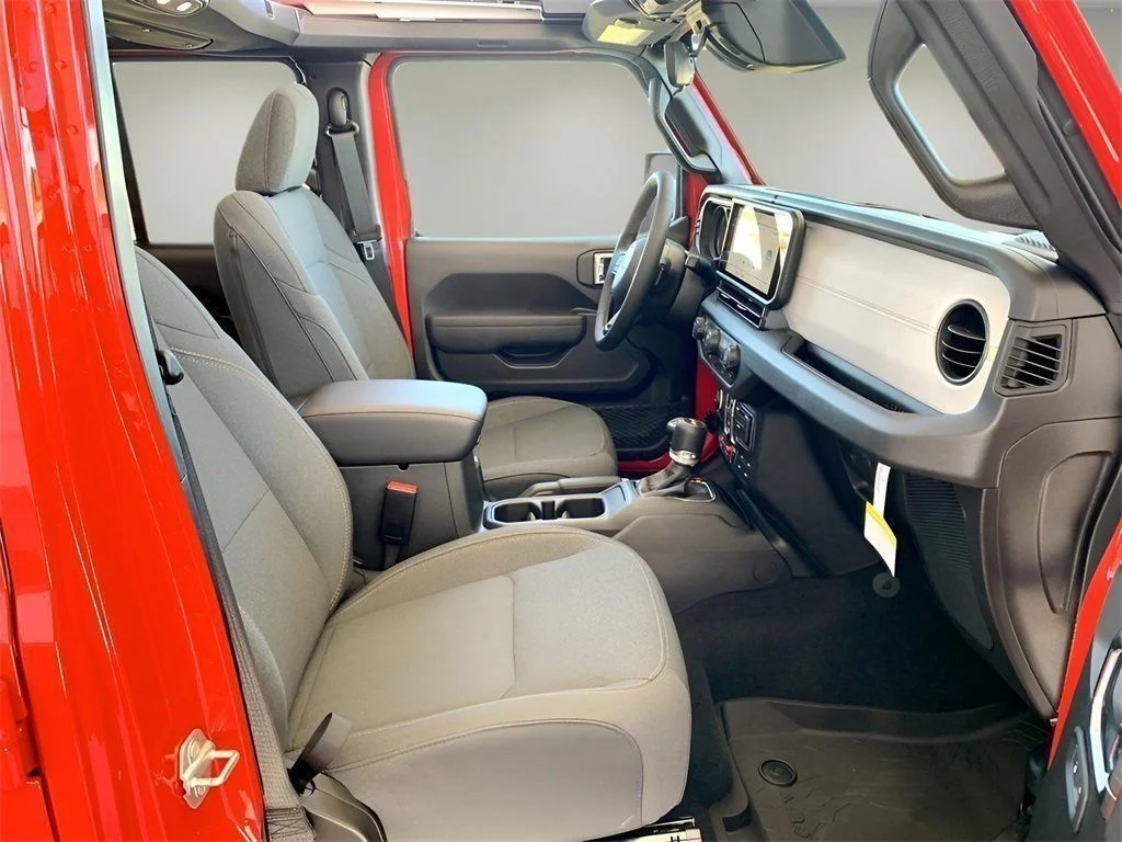 2026 Jeep Wrangler 4-Door Willys - Photo 28