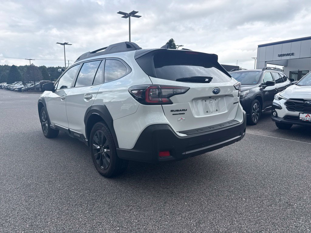 Used 2024 White Subaru Onyx Edition image 3
