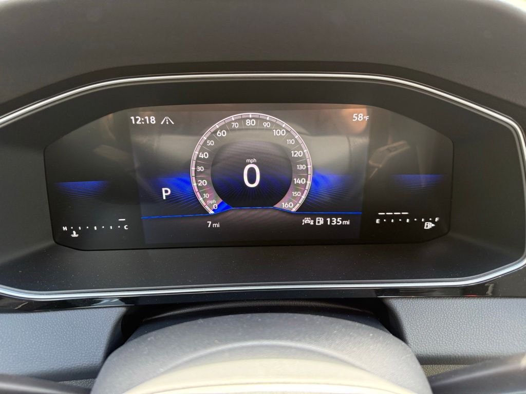 New 2026 Black Volkswagen 1.5T Sport image 37