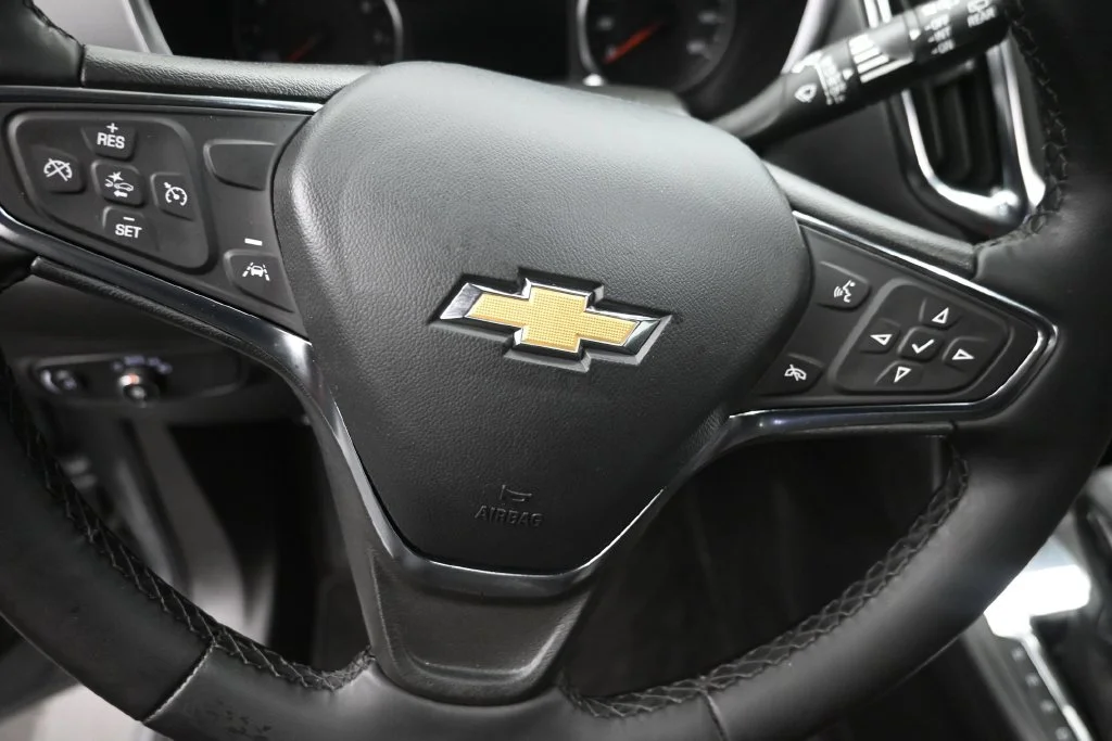 Used 2024 Gray Chevrolet LT image 17
