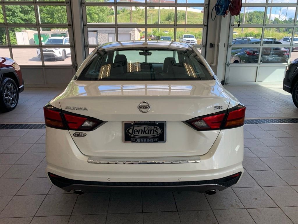 2020 Nissan Altima SR - Photo 16