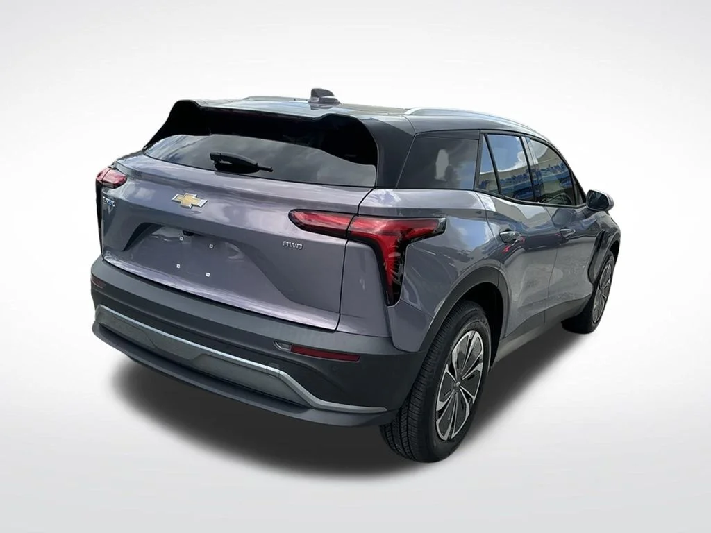 Used 2024 Gray Chevrolet LT image 11