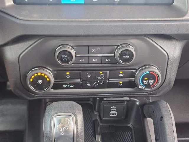 New 2026 Shadow Black Ford Badlands® image 33