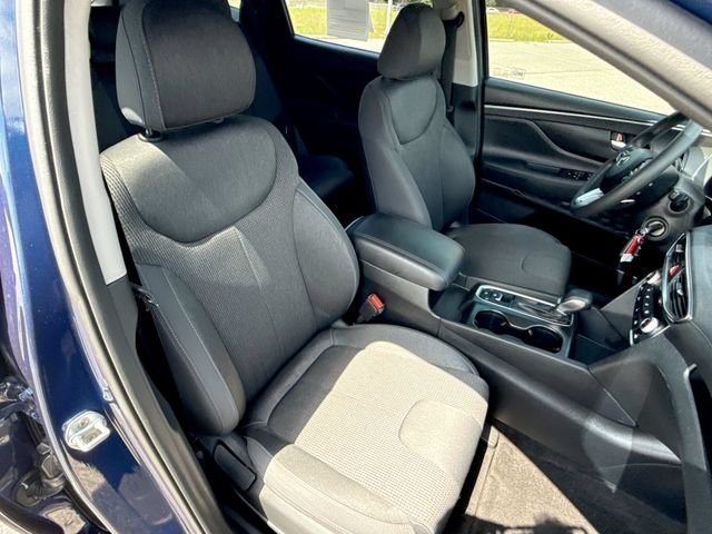 Used 2020 Blue Hyundai SE image 24